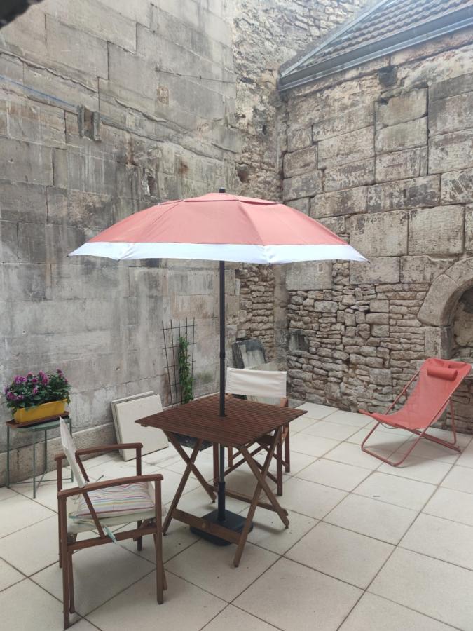 Studio De Charme, Au Calme Dans Le Vieux Chaumont 쇼몽 외부 사진